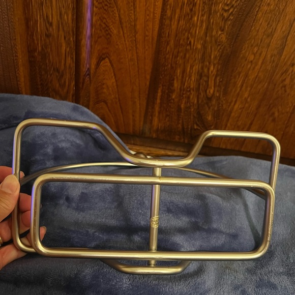 The Pampered Chef Two Bowls & Silver Metal Holder, good condition - Picture 3 of 8